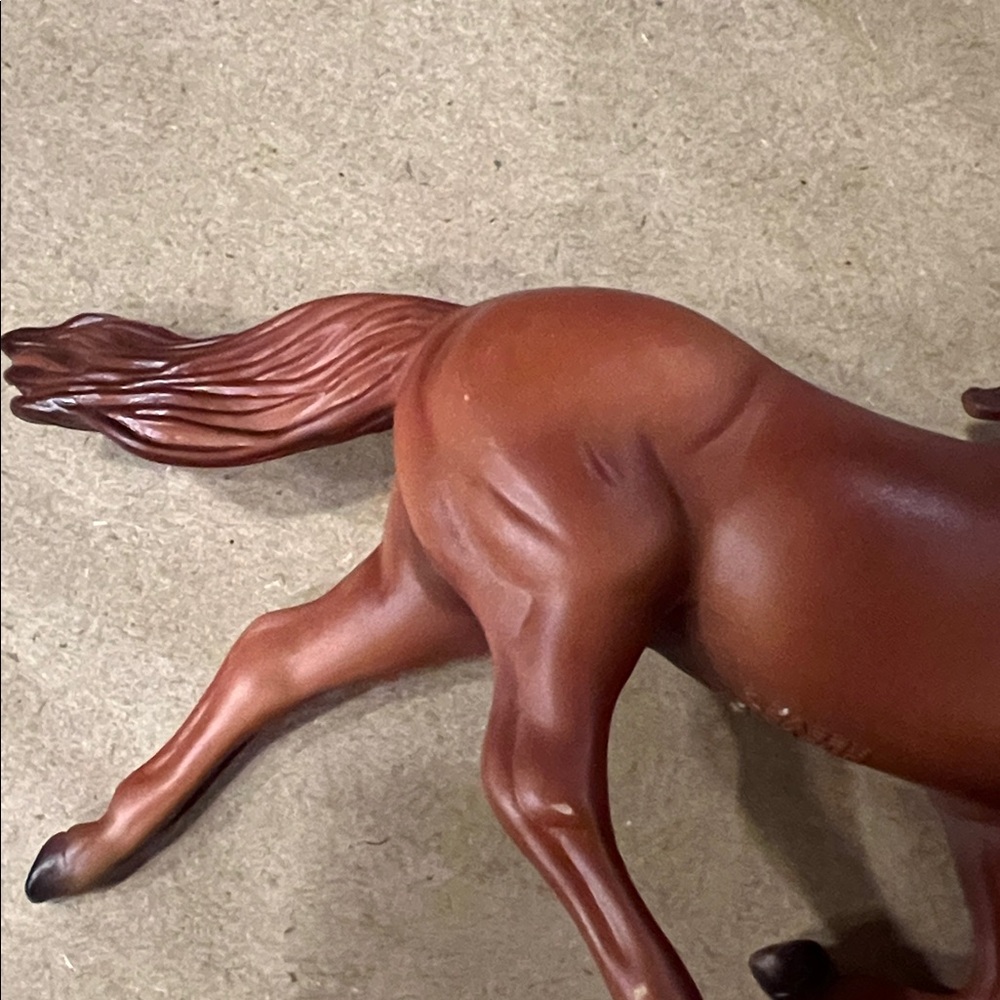 Breyer Stablemate Sorrel Pacer - Picture 3 of 3